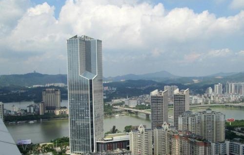 惠州电信大厦冷却塔电机减速器隔更换维修